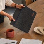 Filzhülle DAKOTA L für MacBook Air 15" & MacBook Pro 16" – Bild 4