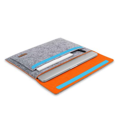 esma-tablet-laptophuelle-veganer-filz-hellgrau-orange-m-xl.jpg